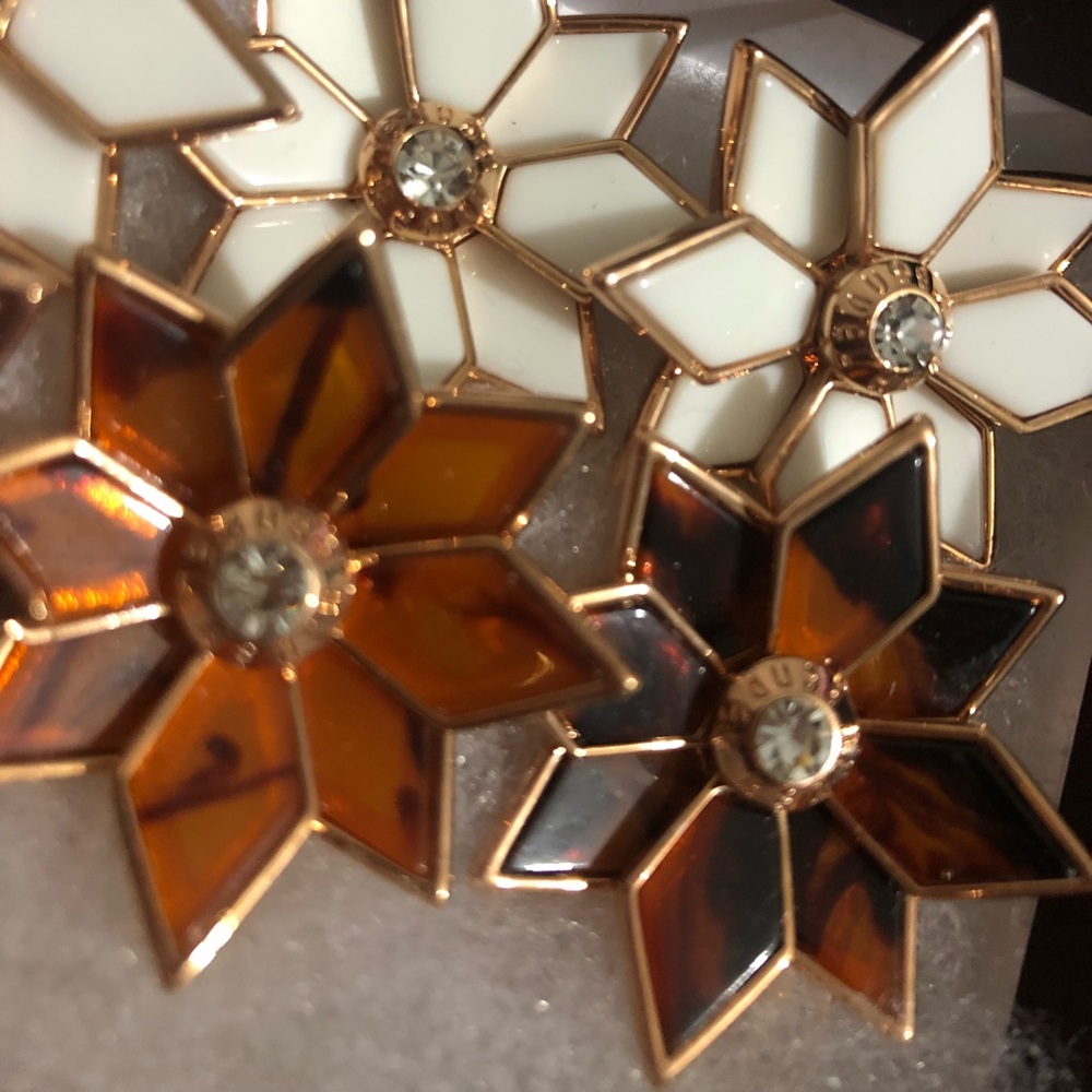 Henri Bendel Floral Mini Comb